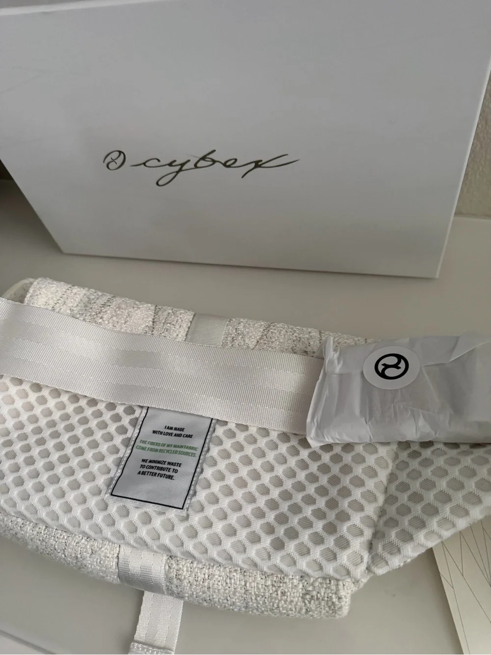 Cybex belt bag  Cream Quilted